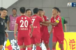 雷速体育下载-胜利滋味，球队在比赛中全力以赴赢得一场胜利的简单介绍