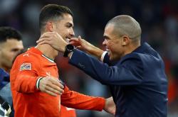 雷速体育比分官网直播-勒沃库森绝杀奥地利，C罗刷新纪录