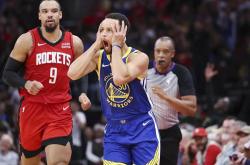 雷速体育网页版-勇士完胜尼克斯，霍勒迪刷新纪录