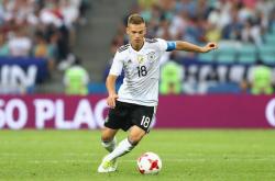 雷速体育电脑版官网-瑞士完胜智利，基米希统治全场