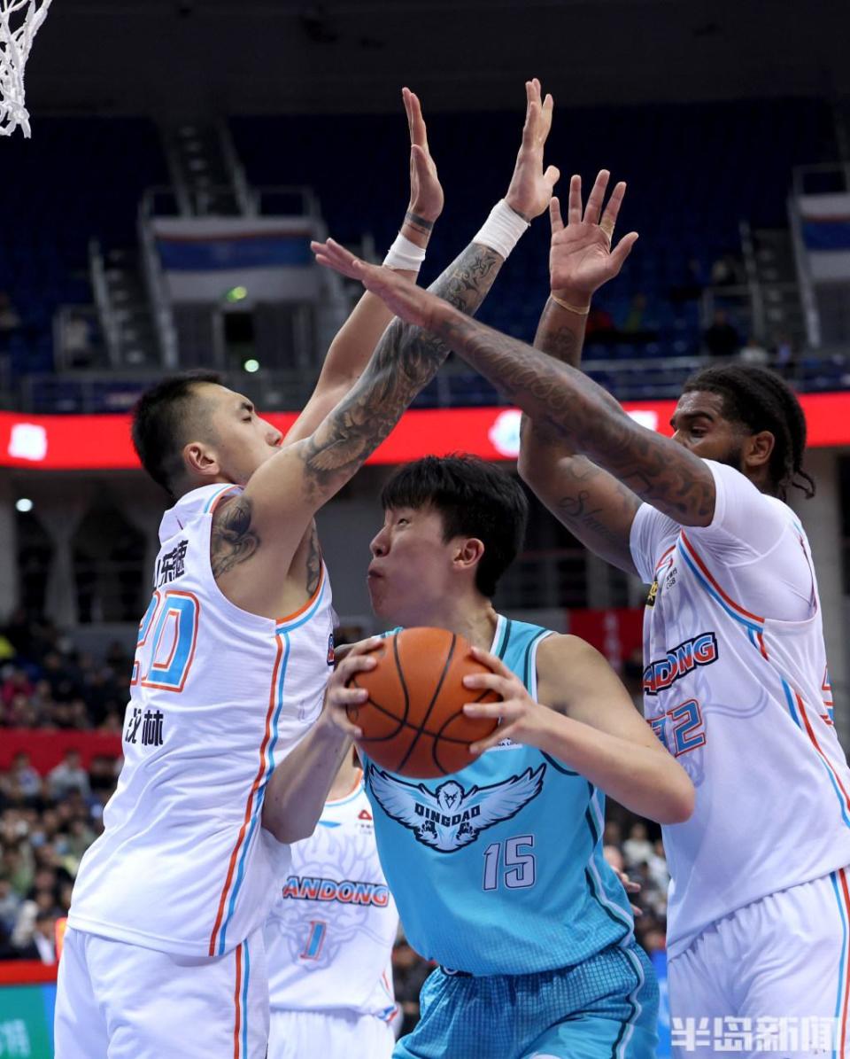 天津男篮大胜齐鲁德比,士气高涨 天津男篮大胜齐鲁德比,士气高涨