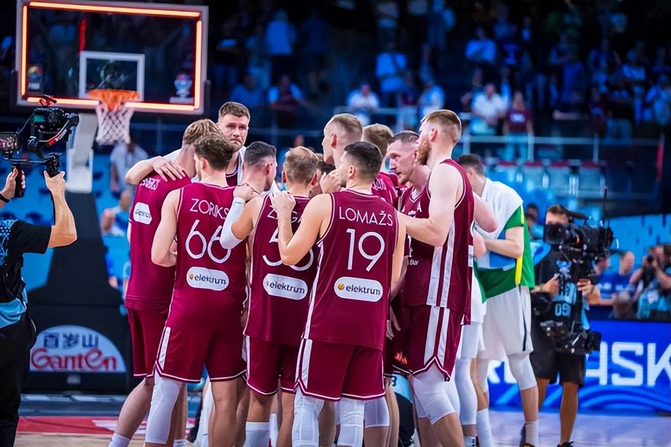 关于希腊男篮绝地反击火箭,波尔津吉斯关键制胜的信息 关于希腊男篮绝地反击火箭,波尔津吉斯关键制胜的信息