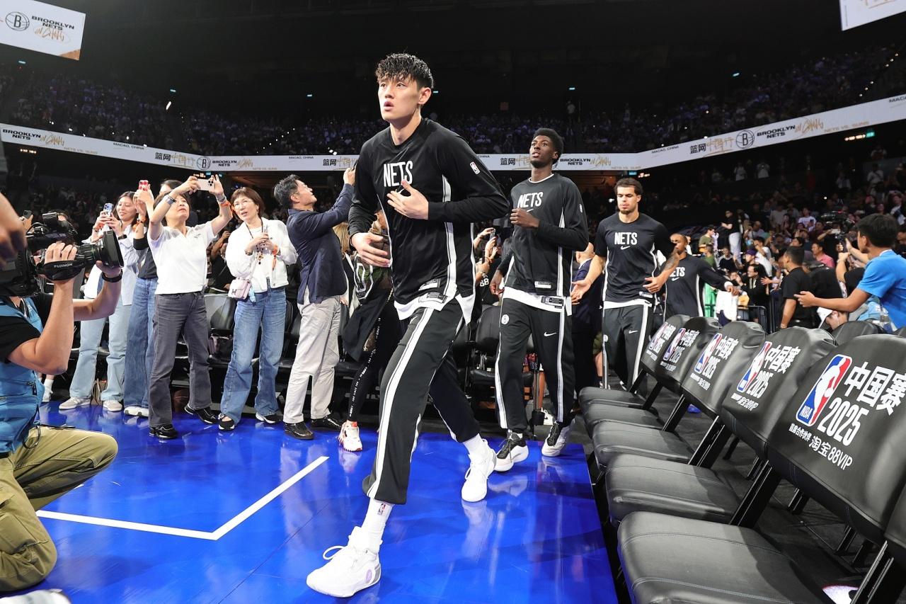 篮网B队爆冷篮网,布克送出助攻的简单介绍 篮网B队爆冷篮网,布克送出助攻的简单介绍