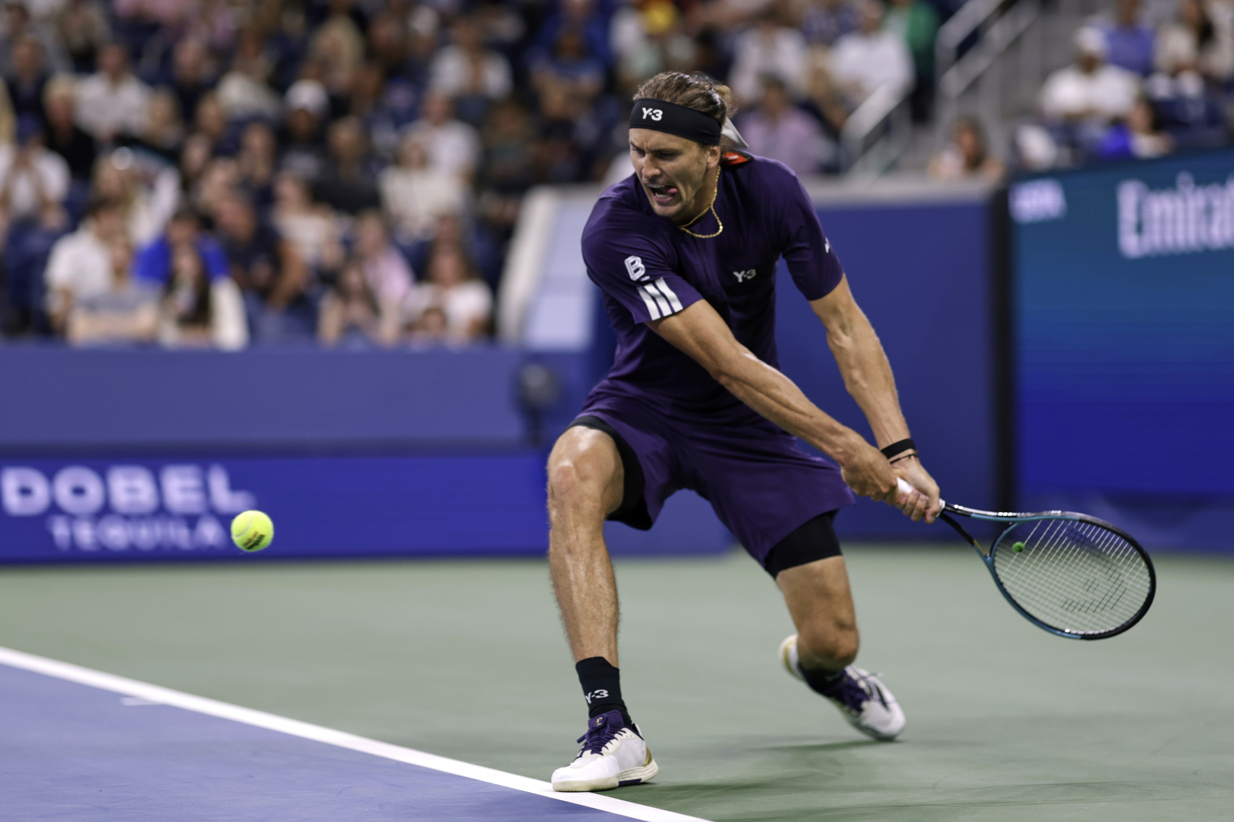 法网翻盘美网,兹维列夫高光表现 法网翻盘美网,兹维列夫高光表现