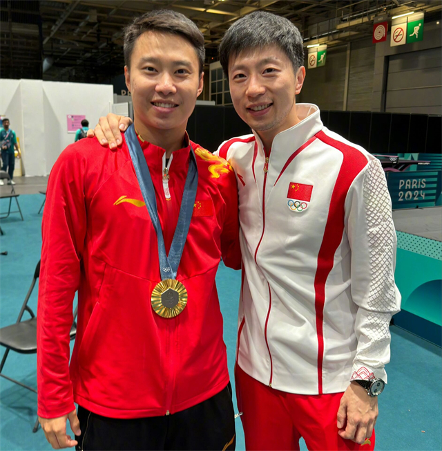 英格兰队险胜韩国队，马龙高光表现